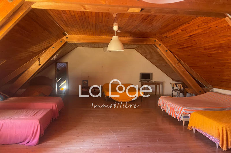 Maison - 115 m² - 8 pièces