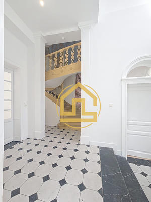 Appartement - 177 m² - 6 pièces