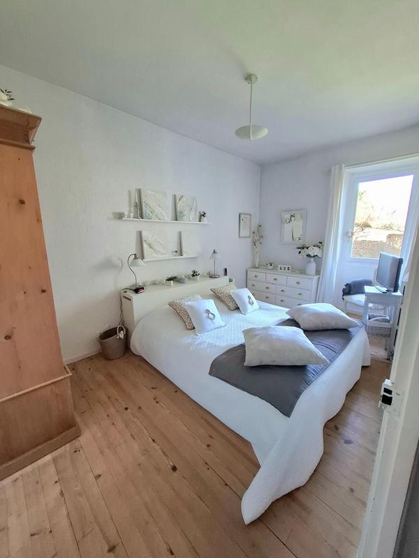 Maison - 220 m² - 8 pièces