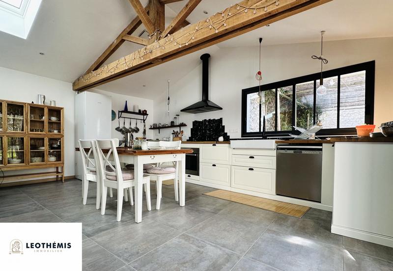 Maison ancienne - 160 m² - 5 pièces