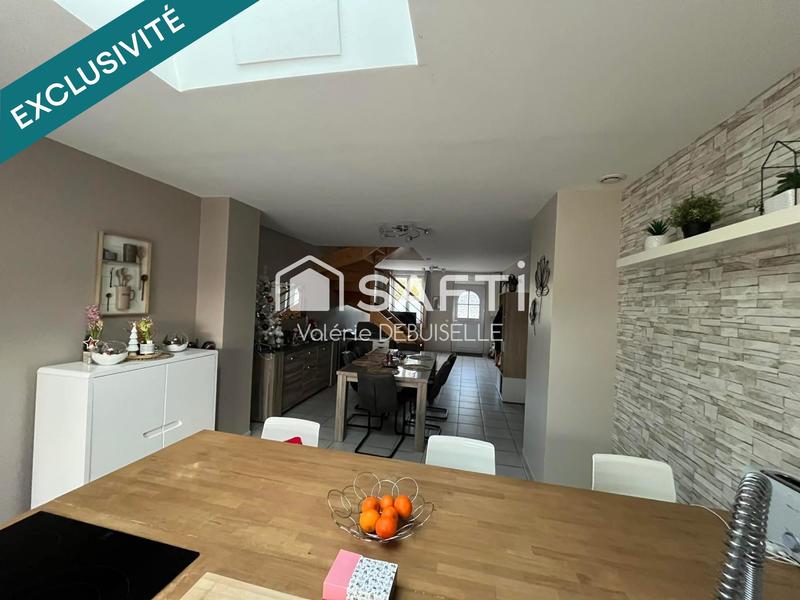 Maison - 90 m² - 4 pièces