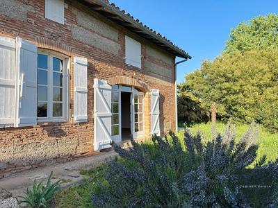 Maison - 122 m² - 5 pièces