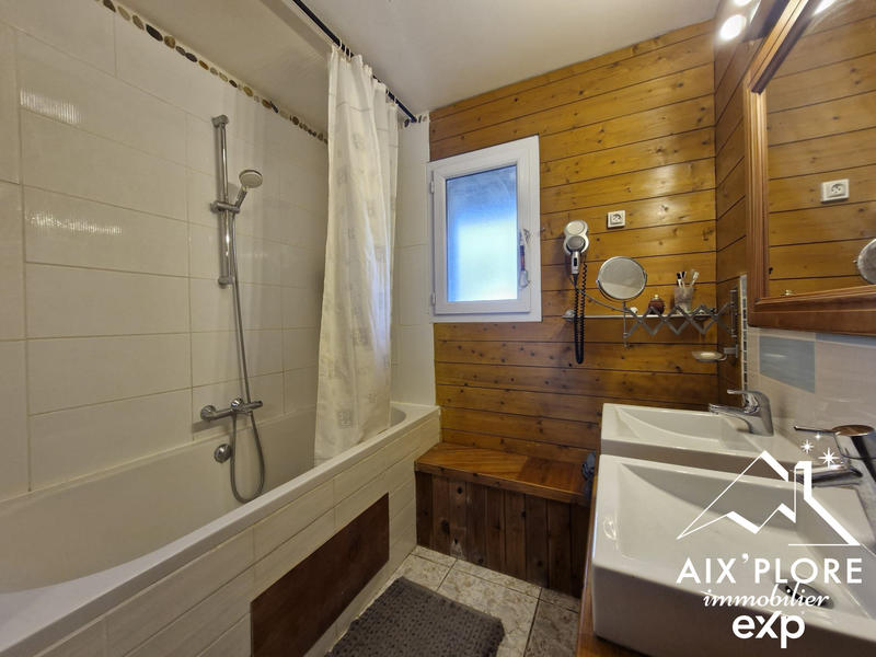 Appartement - 61 m² - 4 pièces