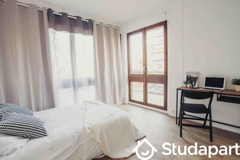 Chambre - 12 m² - 1 pièce