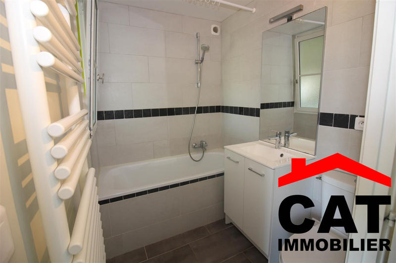 Appartement - 49 m² - 3 pièces