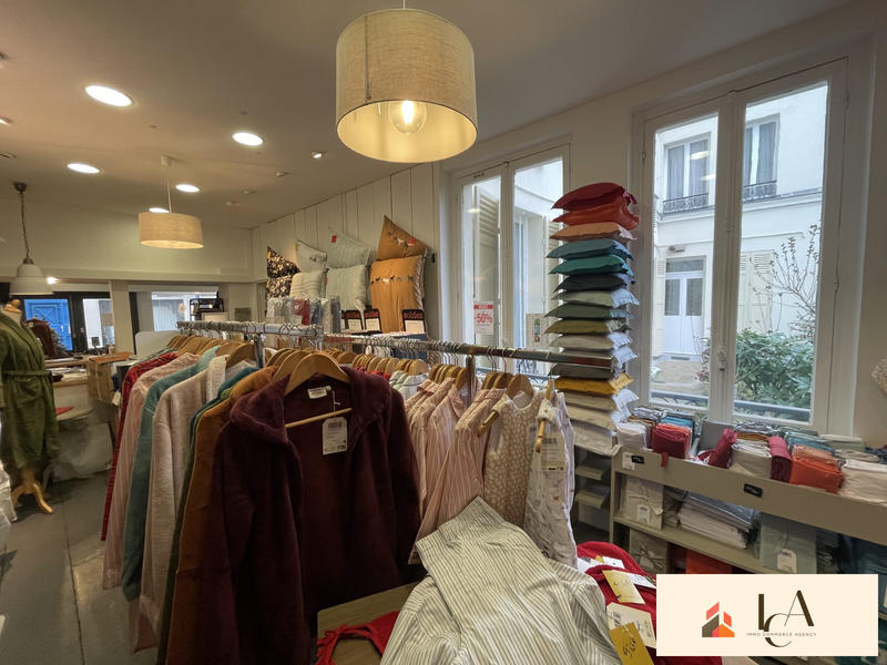 Local commercial - 87 m²