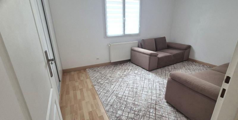 Maison - 121 m² - 5 pièces