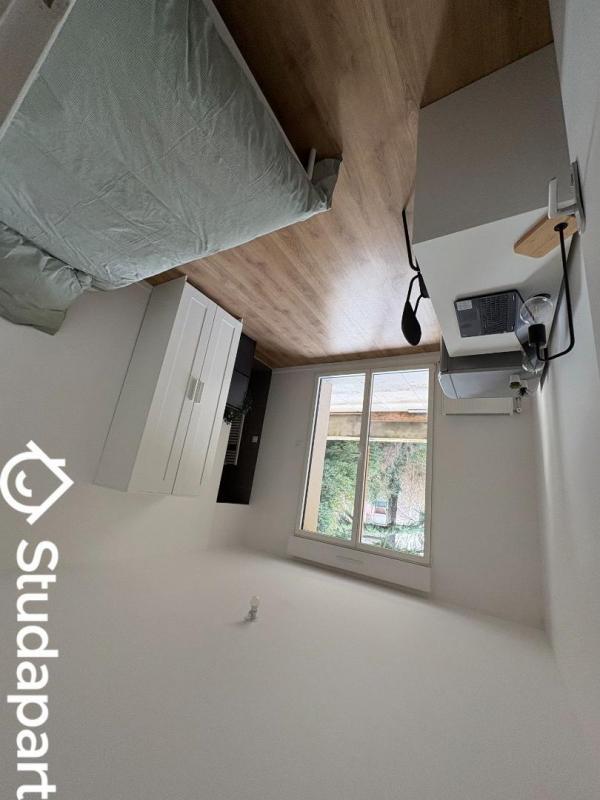 Chambre - 13 m² - 1 pièce