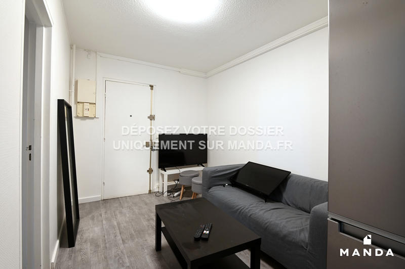 Chambre - 10 m² - 5 pièces