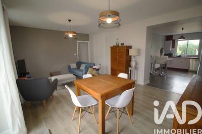 Maison - 183 m² - 7 pièces