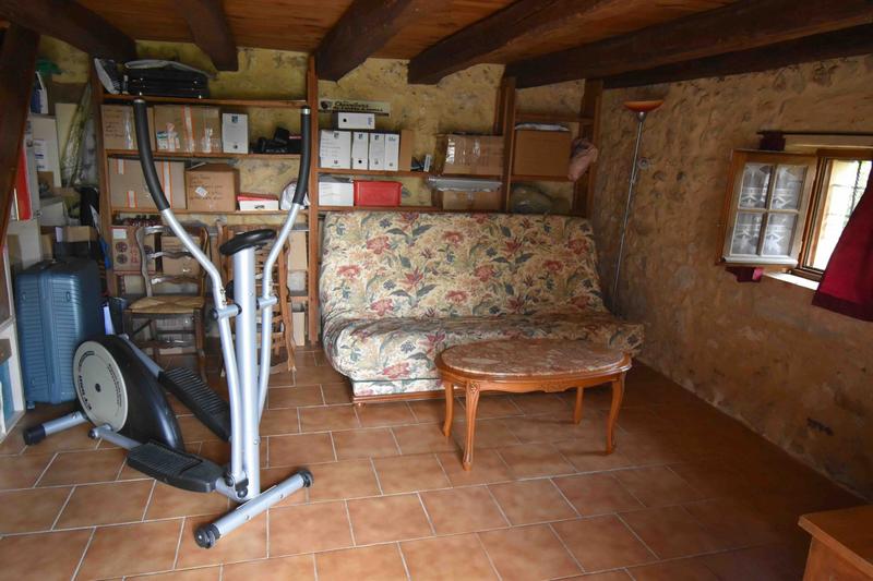 Maison traditionnelle - 153 m² - 6 pièces