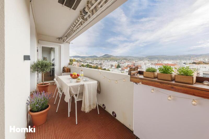 Appartement - 140 m² - 5 pièces