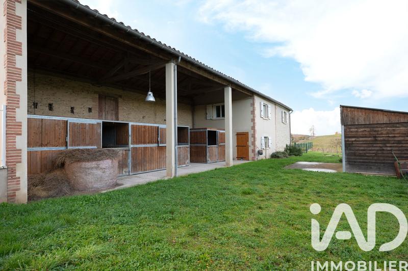 Maison - 324 m² - 5 pièces