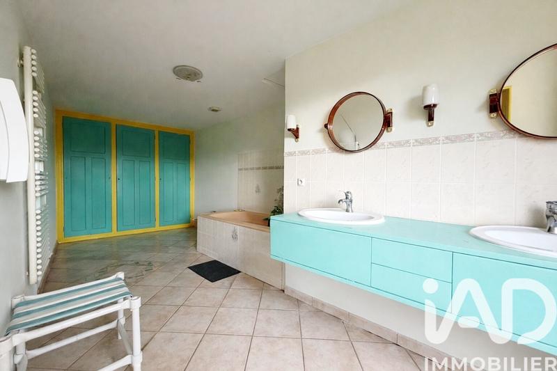 Maison de ville - 295 m² - 8 pièces