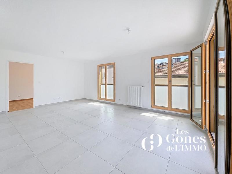 Duplex - 107 m² - 5 pièces