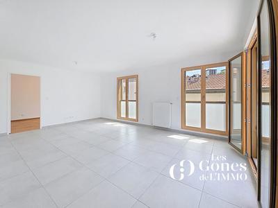 Duplex - 107 m² - 5 pièces