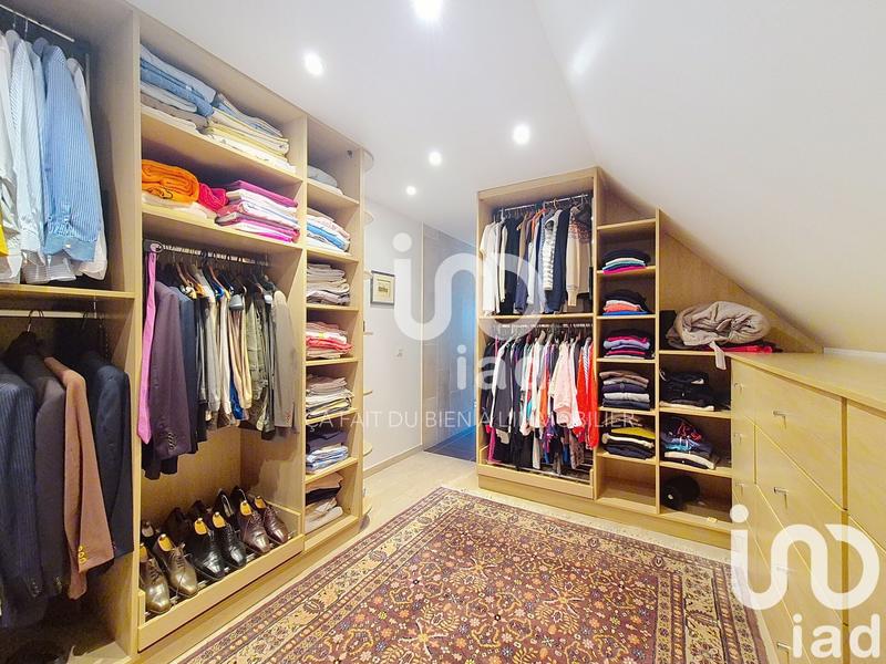 Maison - 280 m² - 7 pièces