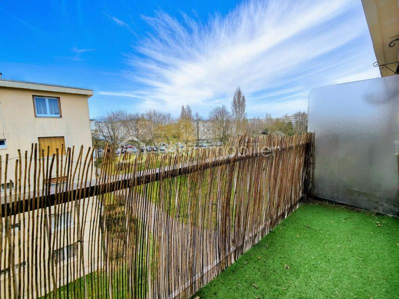 Appartement - 75 m² - 5 pièces