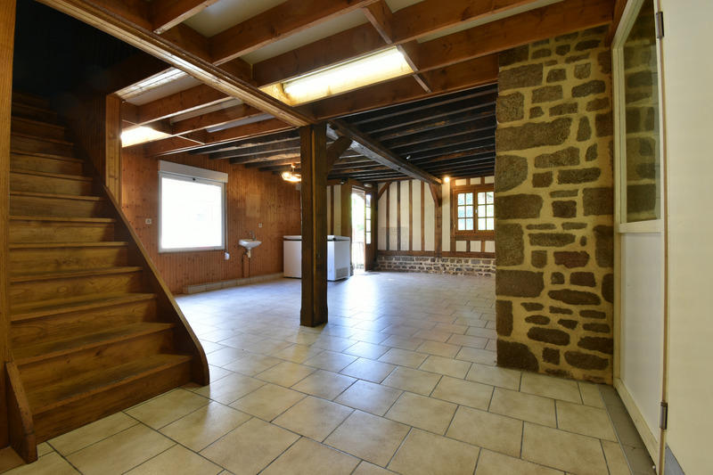 Propriété - 173 m² - 10 pièces