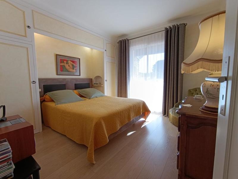 Villa - 161 m² - 6 pièces