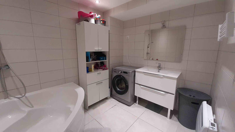 Appartement - 107 m² - 4 pièces