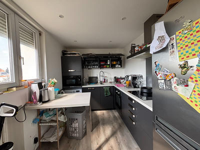 Appartement - 81 m² - 3 pièces