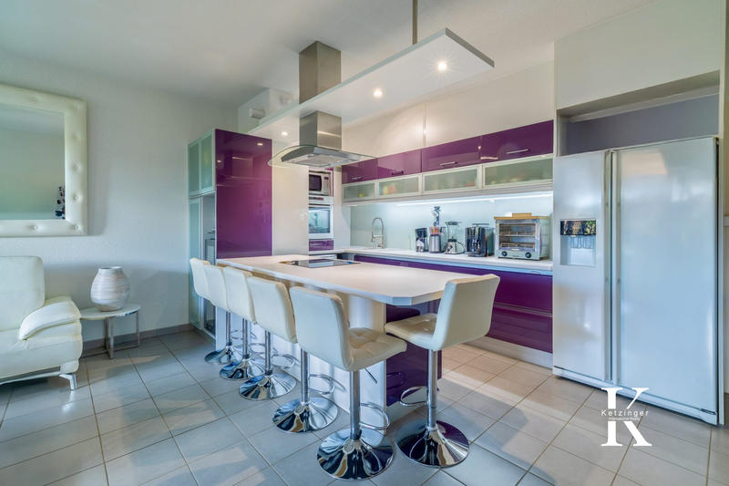 Duplex - 93 m² - 4 pièces