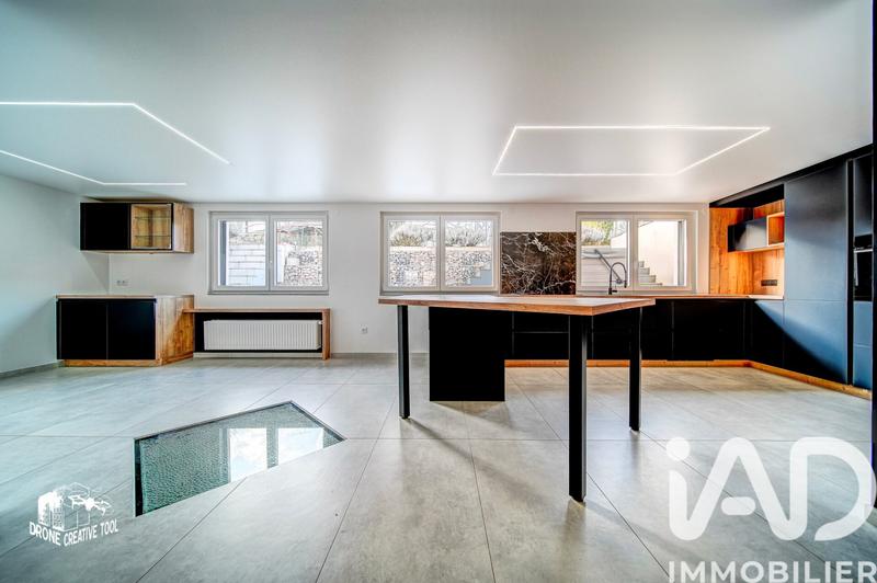 Maison - 158 m² - 6 pièces