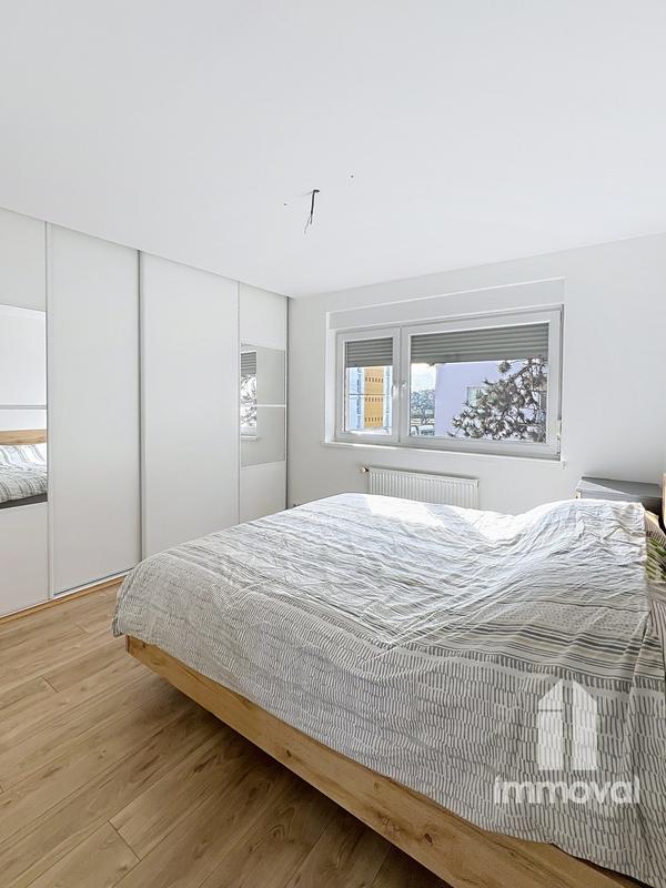 Appartement - 85 m² - 5 pièces