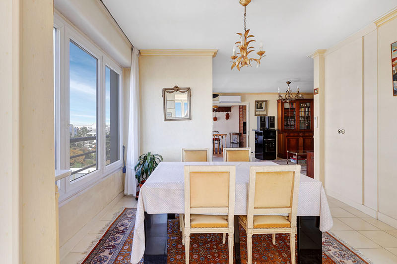 Appartement - 114 m² - 5 pièces