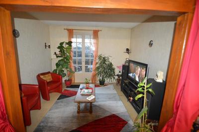 Maison - 96 m² - 5 pièces