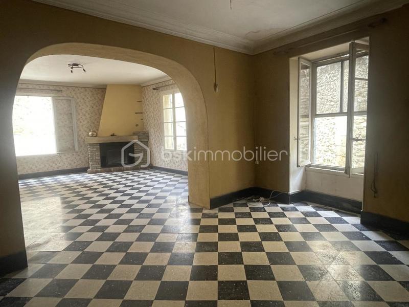 Maison de village - 130 m² - 5 pièces