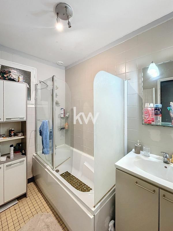 Pavillon - 110 m² - 6 pièces