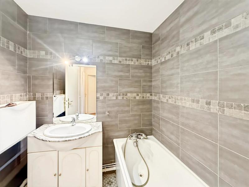 Appartement - 64 m² - 3 pièces