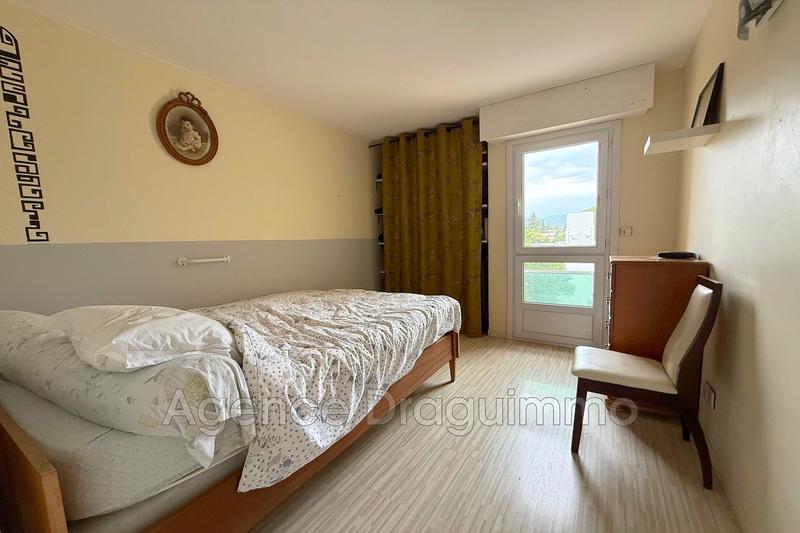 Appartement - 98 m² - 5 pièces