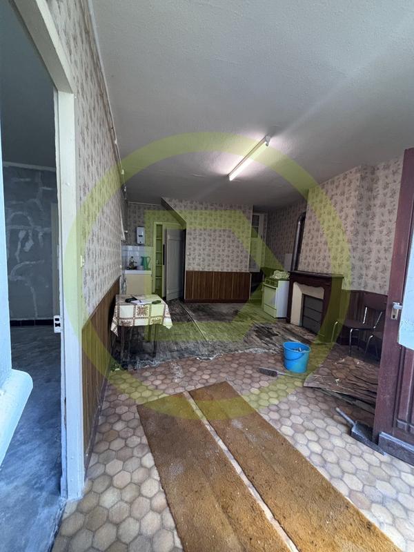 Maison - 80 m² - 5 pièces