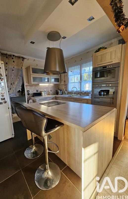 Maison - 127 m² - 6 pièces