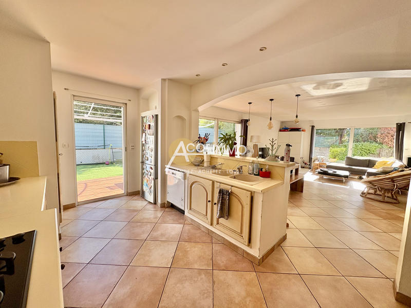 Maison - 155 m² - 5 pièces