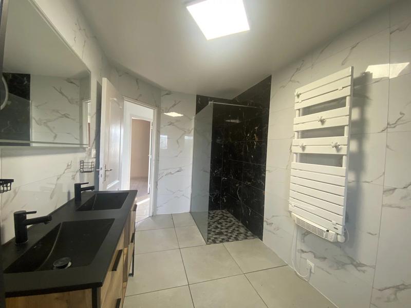 Maison - 137 m² - 4 pièces