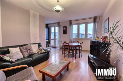Appartement - 82 m² - 4 pièces