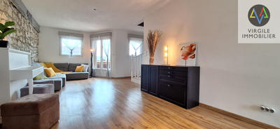 Maison - 240 m² - 6 pièces