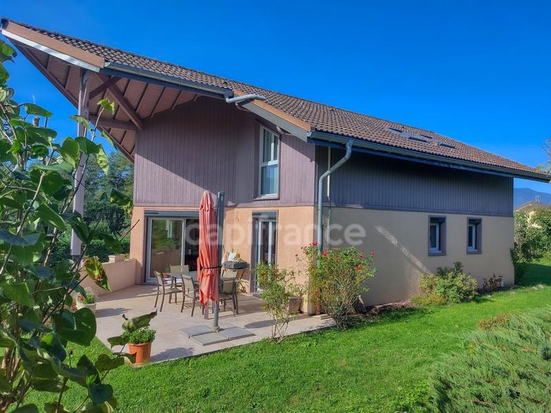 Maison - 132 m² - 5 pièces