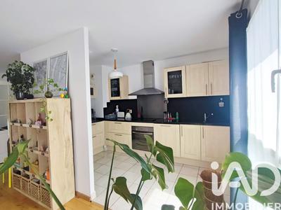 Appartement - 77 m² - 3 pièces