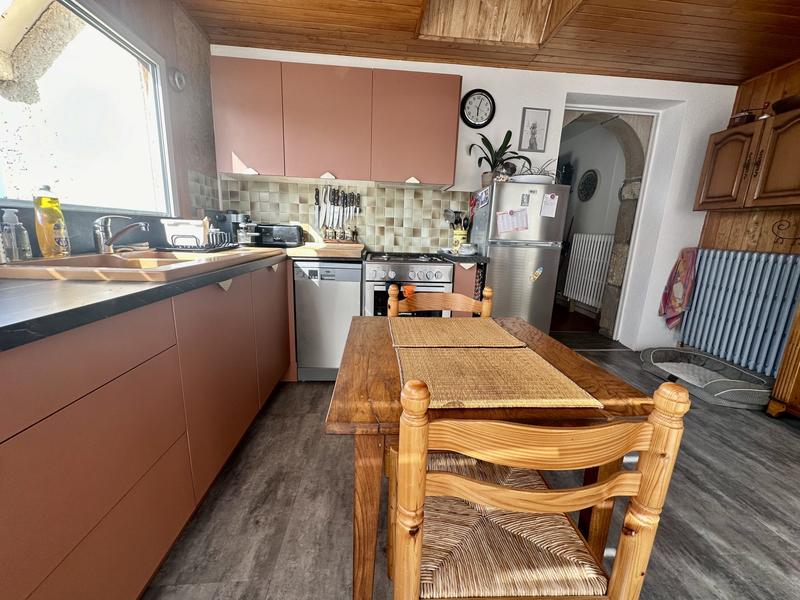 Maison - 85 m² - 5 pièces