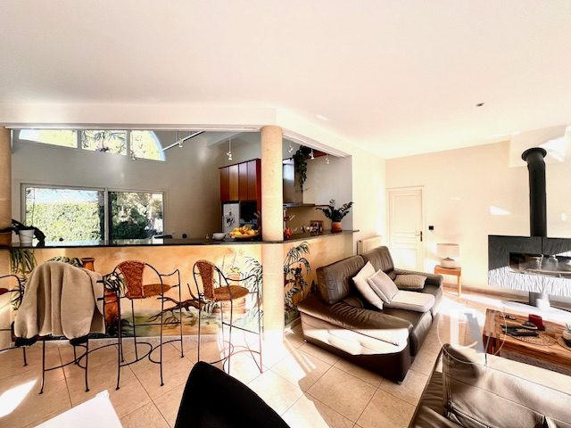 Villa - 170 m² - 6 pièces