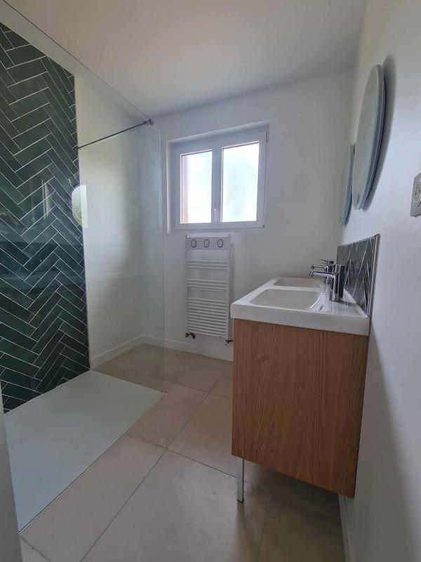 Maison - 85 m² - 5 pièces