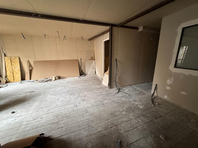 Appartement - 95 m² - 3 pièces