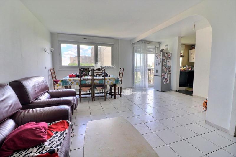 Appartement - 82 m² - 4 pièces