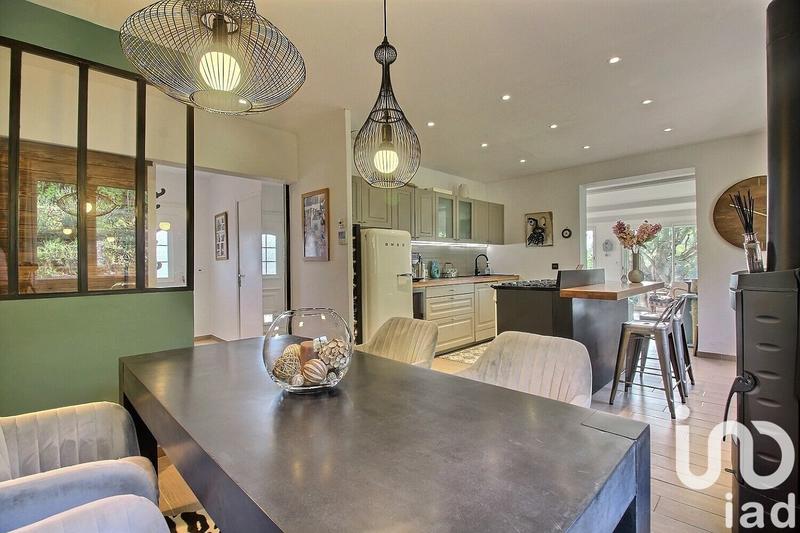 Maison - 103 m² - 5 pièces