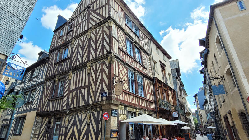 Appartement - 170 m² - 10 pièces